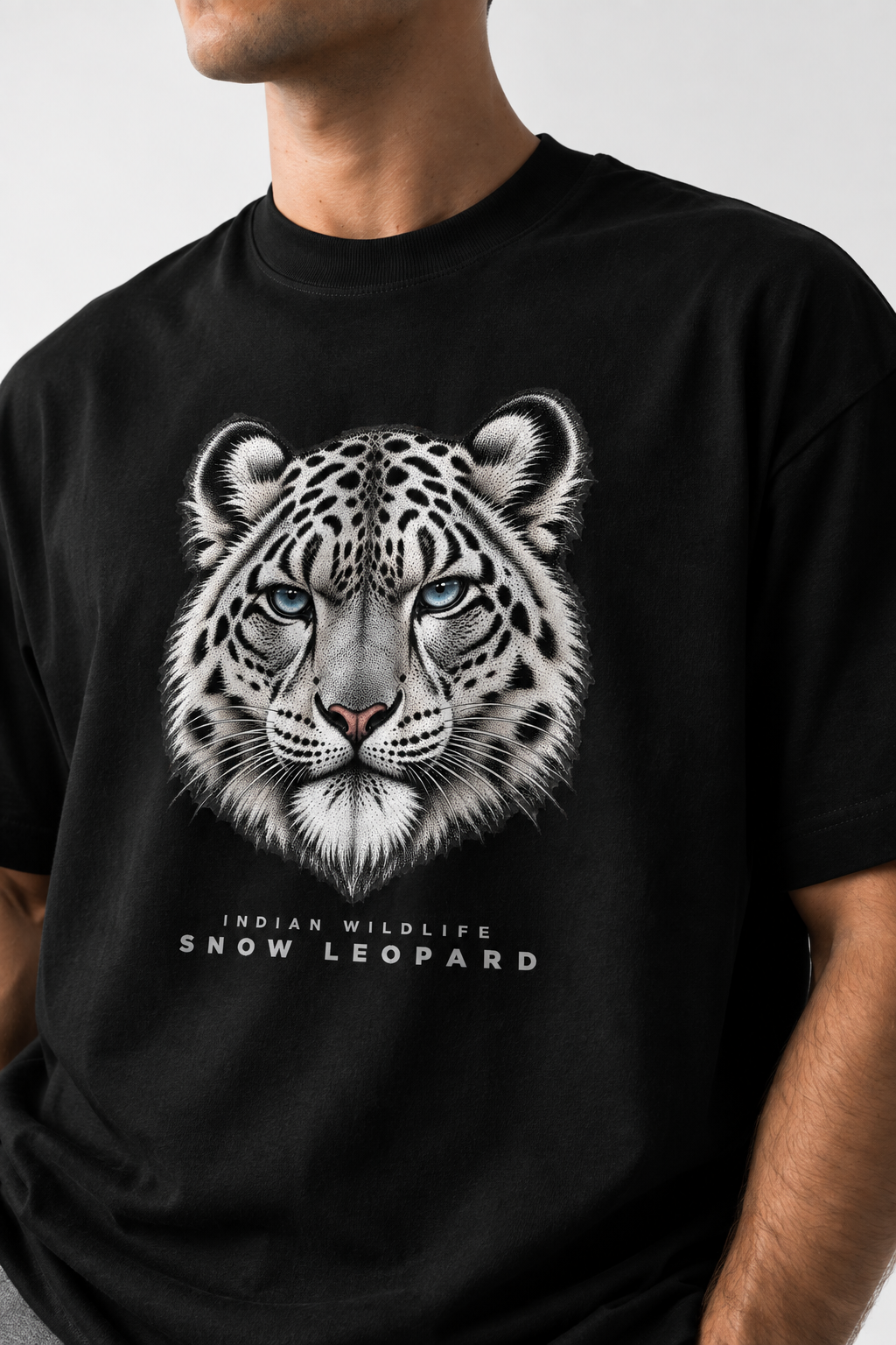 Indian Snow Leopard Oversized Unisex T-Shirt